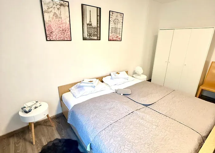 Sweet Apartment 15