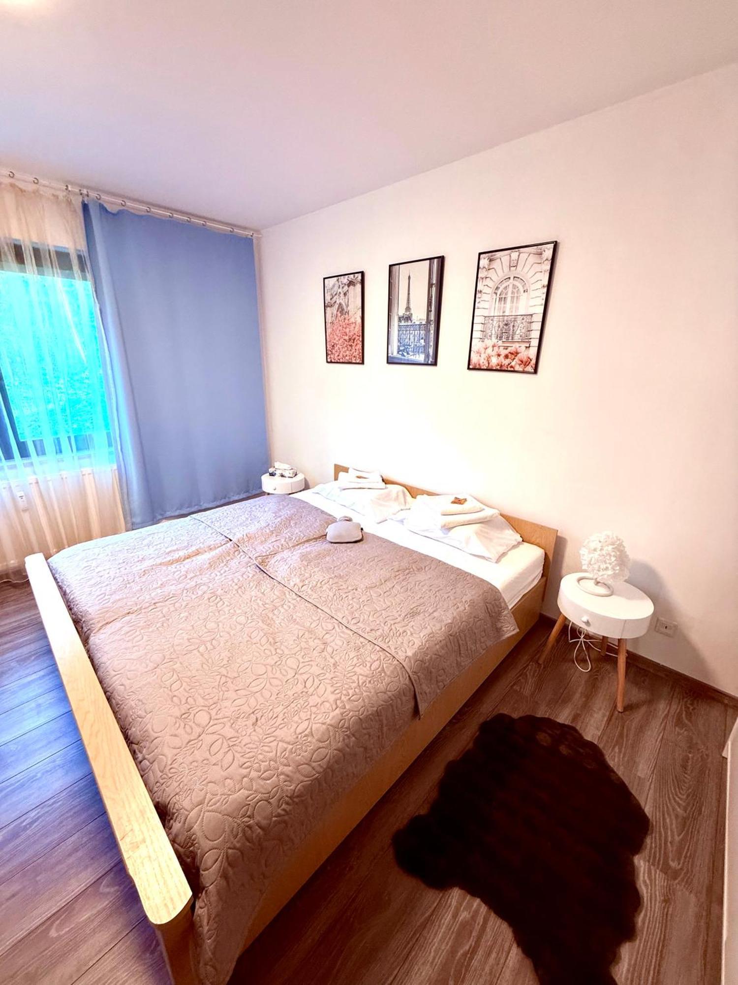 Sweet 15 Apartment